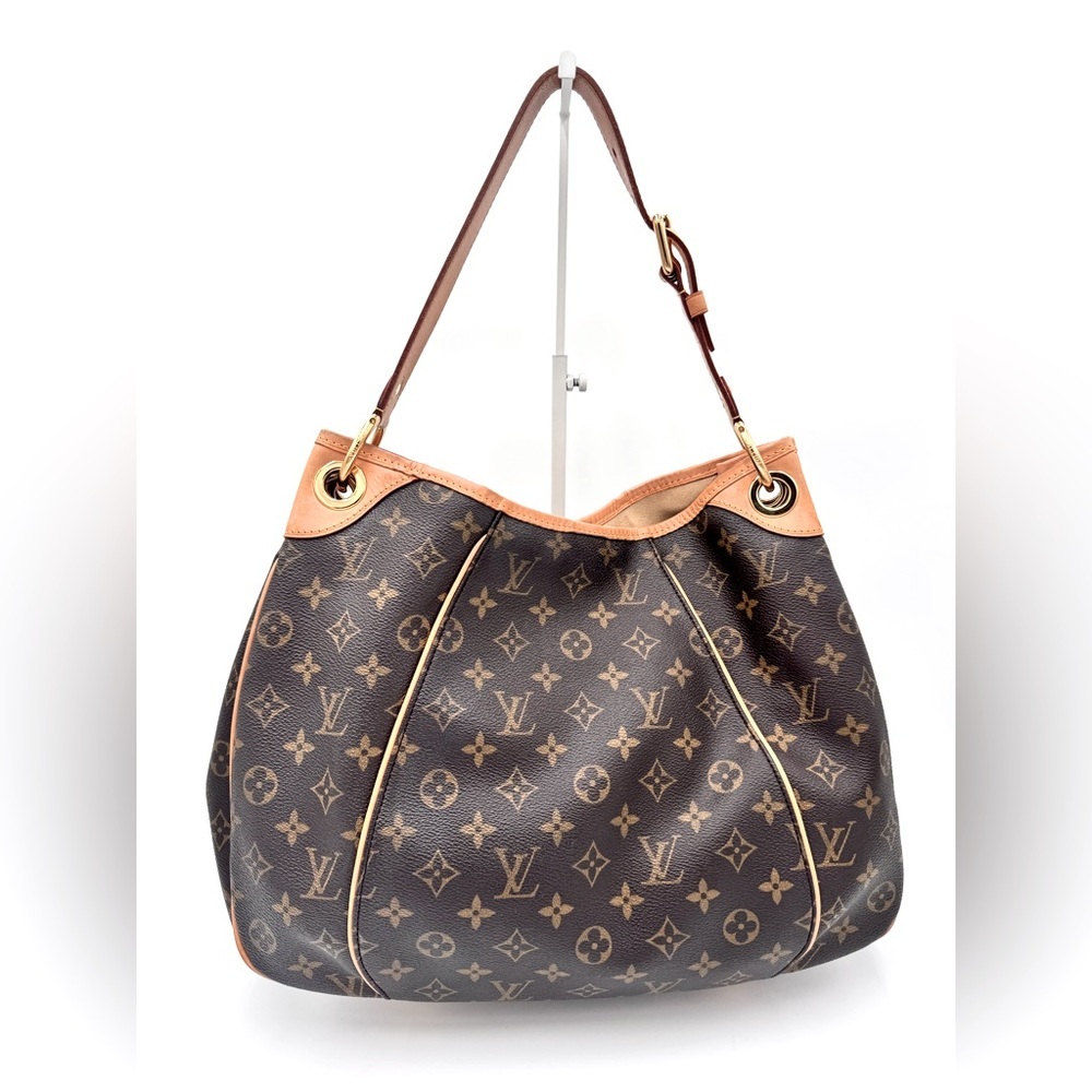 Louis Vuitton Monogram Galleria PM - Picture 3 of 14